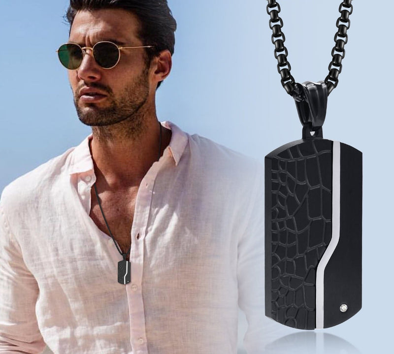 Colar Masculino Estilo Dog Tag com Detalhe em Zircônia feito em Aço Inox