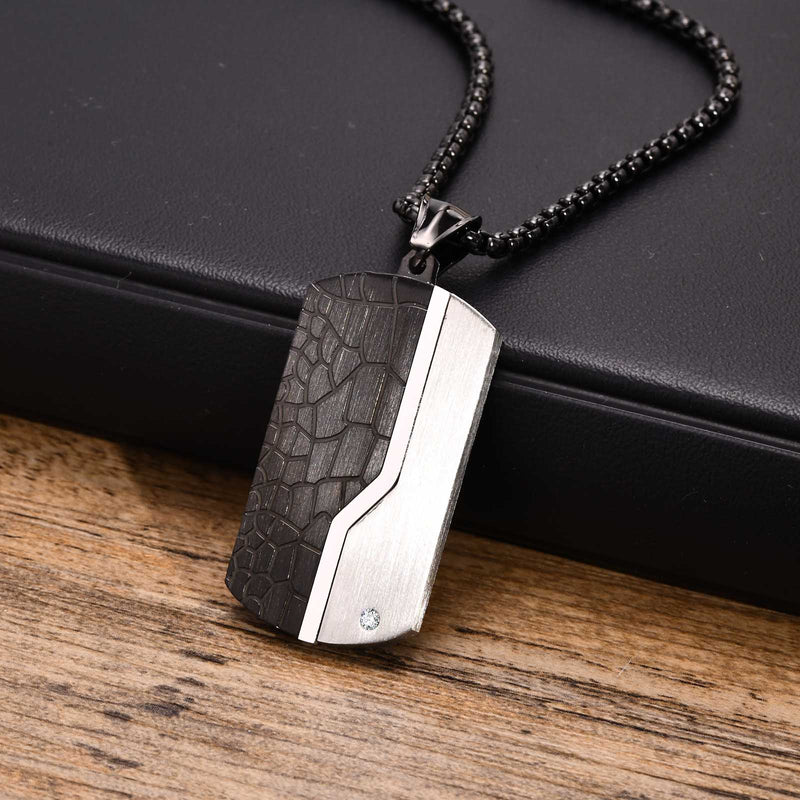 Colar Masculino Estilo Dog Tag com Detalhe em Zircônia feito em Aço Inox